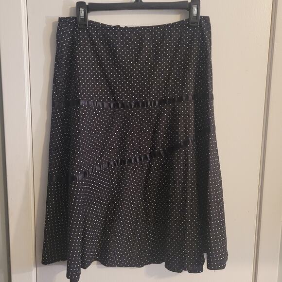 Forever 21 Womens Black Ribbon Detail A-Line Skirt Size M Modest Knee Midi - Picture 1 of 6